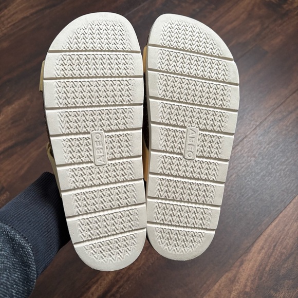 ABEO Women ABEO Lanai Lizzy Slide Metatarsal Sandals Sz: 7.5 - Picture 4 of 7